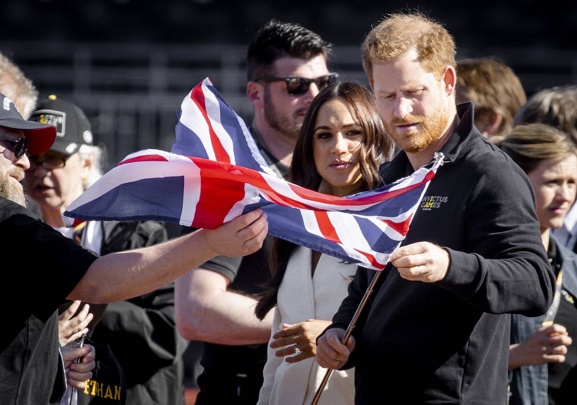 Prinz Harry macht sich zum Terrorziel! Taliban wollen Prinz Harrys - das ist der Grund