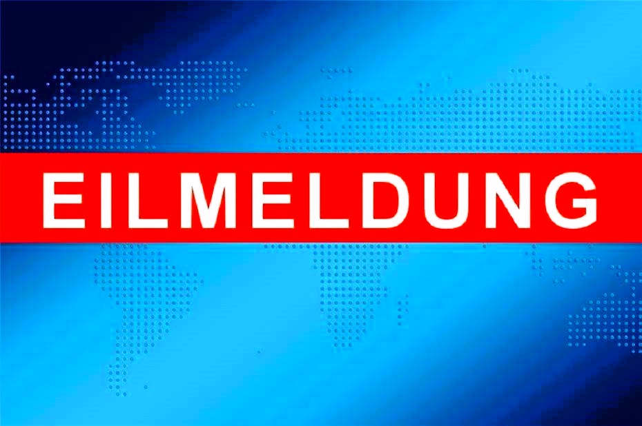 Giant Wave Sweeps Several Tourists into the Sea! Spanish Vacation Island Turns Nightmarish