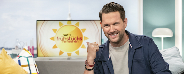 SAT.1 Moderator droht zu erblinden! Krankheits-Tragödie um beliebten TV-Moderator!